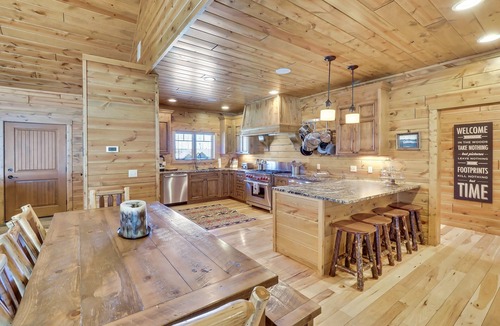 Boyne City House | Wee-Kin-Da-Wa | Getaway at Boyne Mountain | Skybridge View | Ski-In/Ski-Out