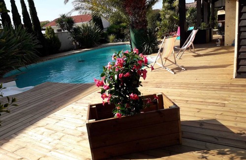 Biscarrosse House | WEEK 30 SPECIAL OFFER: CHARMING HOUSE IN BISCARROSSE WITH POOL AND GARDEN