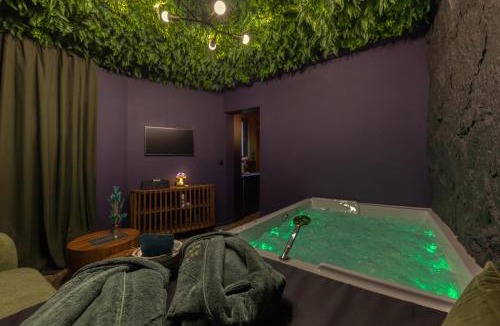Villemoisson-sur-Orge Apartment | Week-end en amoureux & Jacuzzi Privatif à 30min de Paris