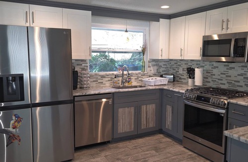 Weeki Wachee Gardens House | Weeki Wachee, Florida Entire Home on Natural Spring - 2 Bed 2 Bath