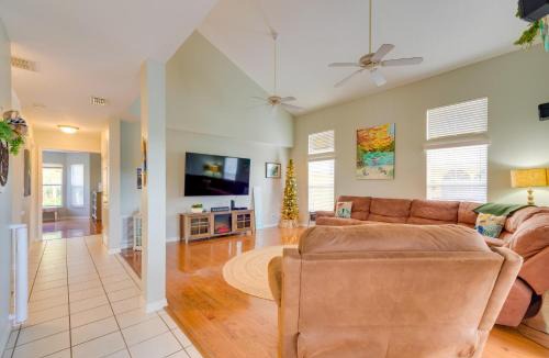Weeki Wachee Gardens House | Weeki Wachee River Home on Main River!