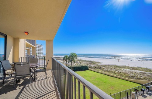 Orange Beach Condo | WEEKLY SPECIALS! LOW FLOOR - 2BR Condo @ Phoenix V