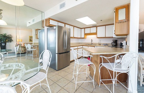 Orange Beach Condo | *WEEKLY SPECIALS!* * Phoenix IV 1BR! 6th floor!