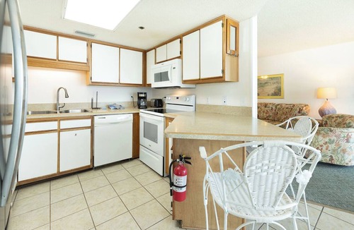 Orange Beach Condo | *WEEKLY SPECIALS!* * Phoenix IV 1BR! 6th floor!