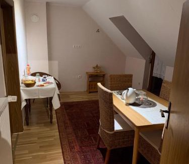 Kluesserath Bed & Breakfast | Weingut Christian Bechtel