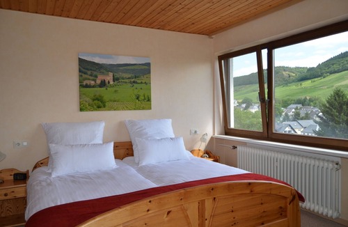 Lieser House | Weingut Gindorf