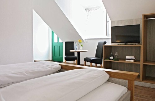 Willanzheim House | Weingut Hillabrand