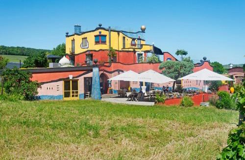 Untereisenheim House | Weingut Hirn &Hundertwasser-Artikel