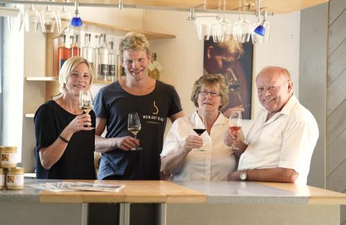 Erlabrunn House | Weingut Martin Blaß
