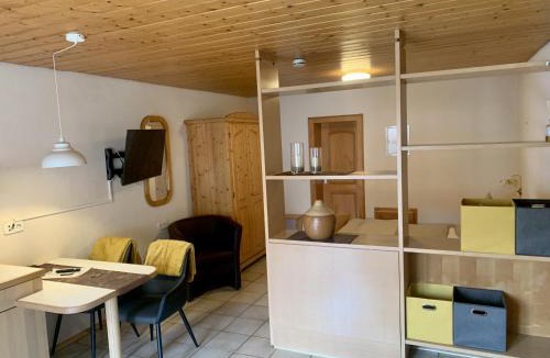 Leinsweiler House | Weingut Peter Stübinger