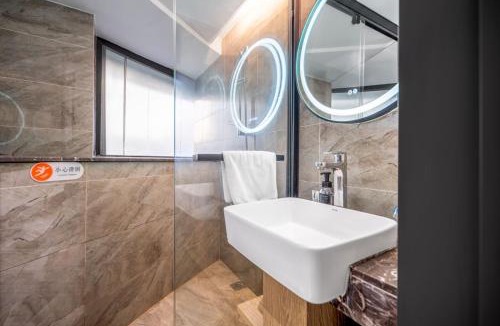 Yangpu Hotel | Weiting Light Hotel Shanghai University of Finance and Economics