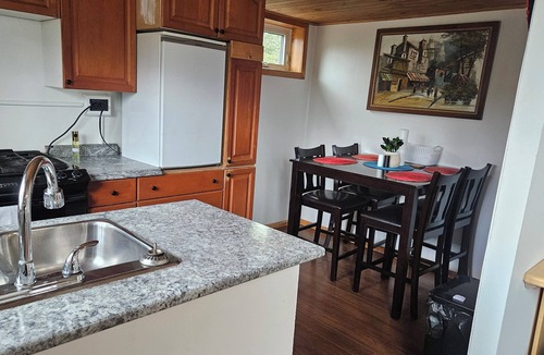 Whitehorse Cabin | Welcome to our cozy slice of the North!
