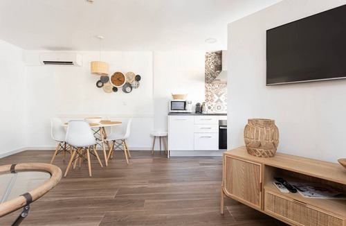 Esplugues de Llobregat Apartment | Welcome to my home! Recently renovated 3 bedroom apartment, in the neighborhood of Esplugues