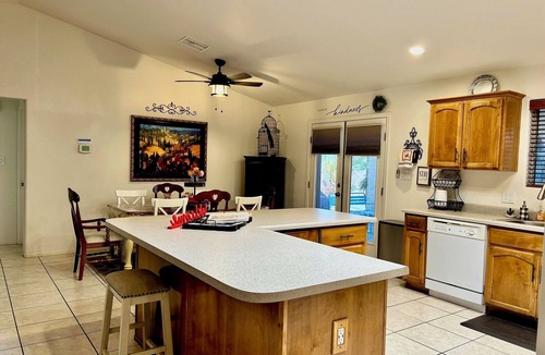 Mesa Del Sol House | Welcome Executvs/Corporate Housing, Border Patrol/Military/Contractors/Families!