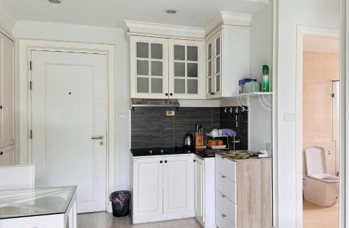 Chiang Mai Apartment | Welcome the spring condo swimming gym kitchen Wi-Fi