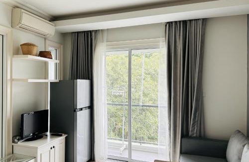 Chiang Mai Apartment | Welcome the spring condo swimming gym kitchen Wi-Fi