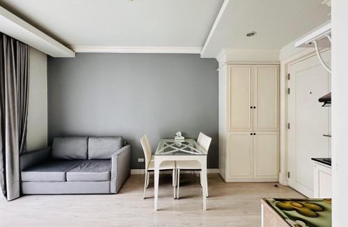 Chiang Mai Apartment | Welcome the spring condo swimming gym kitchen Wi-Fi