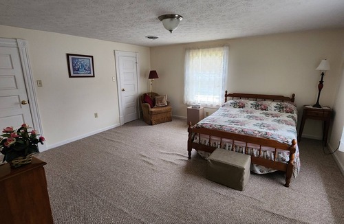 Peaks House | Welcome to Apple Valley VA - Minutes from the Peaks of Otter