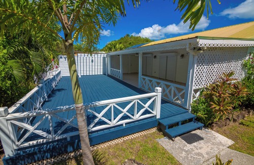 Jolly Harbour Villa | Welcome to Blue Emerald Villa. A 3-bedroom villa in brilliant Harbour View, ANU