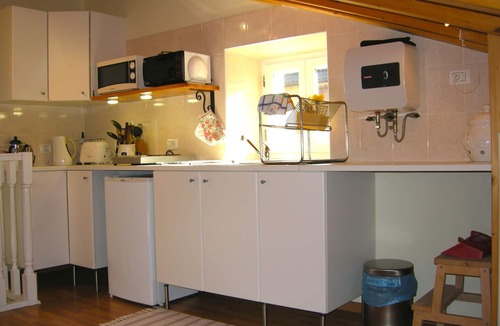 Bedonia House | Welcome to Casa Terracotta a cosy self-catering holiday home