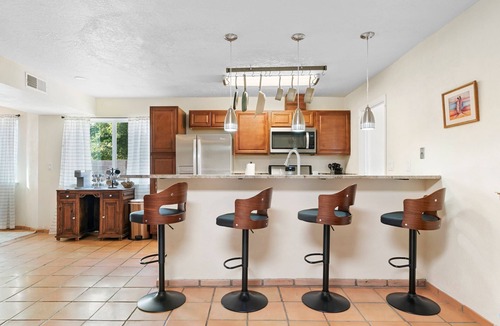 Northeast Heights House | Welcome to Casa de Ladrillos - No House guests without prior approval from host.