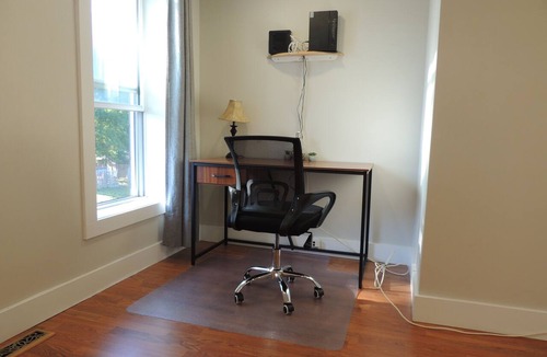 Woodstock Apartment | Welcome to Cowtown! Homey open concept 2 bedroom apartment.