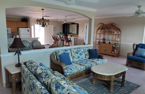 Wheeland Settlement Condo | Welcome To Dolloa! Your Turks & Caicos Spacious & Breezy 2,200 Sq Ft Oasis!