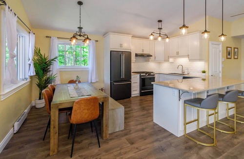 Frontenac Cottage | Welcome to fishing paradise Dog Lake!