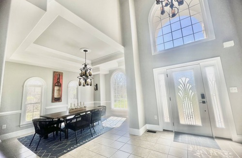 Livingston House | Welcome to Nirv'Anna! Waterfront with beach in a quiet cove on the public side.