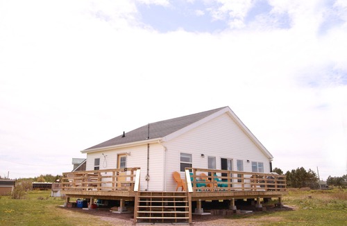 Maximeville Cottage | Welcome to Sand Dollar Beach House!