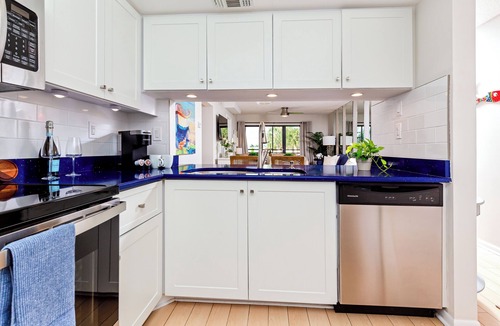 Casa del Mar Condo | Welcome to Sea Esta! Charming 2 Bed/2 Bath Oceanside Location with Water Views