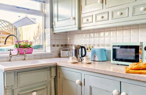 Bryncethin Cottage | Welcome to Shepherds Cottage by Happy Days Stays. A charming 200-year-old stone cottage with a king-size bed, enclosed garden, private parking and dog-friendly welcome, close to beaches, countryside and local attractions.