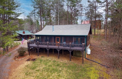 Murphy Cabin | Welcome to Starry Night Hollow in Murphy, NC by Lees Acres