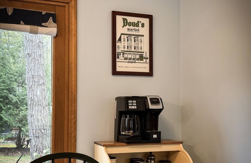 Au Gres House | Welcome to Sunrise House, a beautiful vacation home with Lake Huron access!