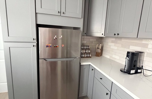 Riverside House | Welcome To The Modern Casita!n2-bedroom apartment in beautiful Riverside