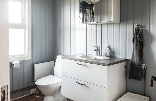 Hemne House | Welcome to this cabin in the fjord and island landscape near Trondheim.