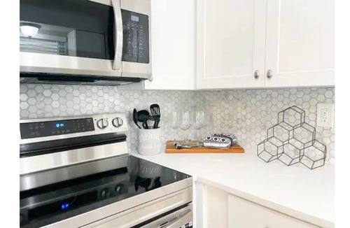 Cypress Lake House | Welcome to Tropicana Escape