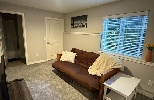 North Queen Anne Apartment | Welcome To Your Emerald City Getaway & Retreat!
