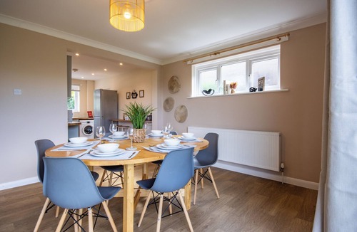 Southampton House | Welcome to your home-away-from-home in Southampton!