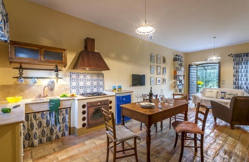 Fermo House | WELCOME, TRADITION, NATURE WITH POOL