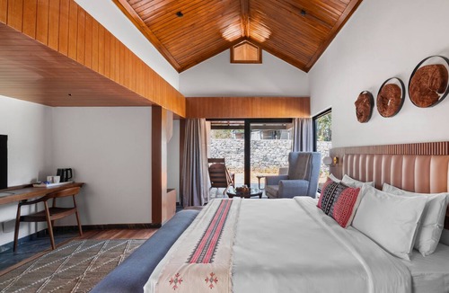 Ooty Hotel | WelcomHeritage Ayatana Ooty