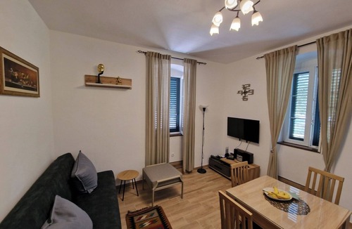 Radovici Villa | Welcoming 1-bedroom villa with AC in Radovići