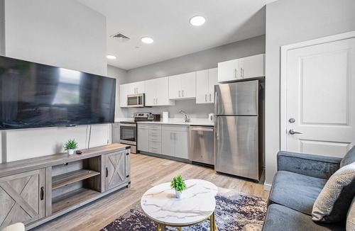 Everett Apartment | Welcoming 1BR Near Encore Boston fvsa
