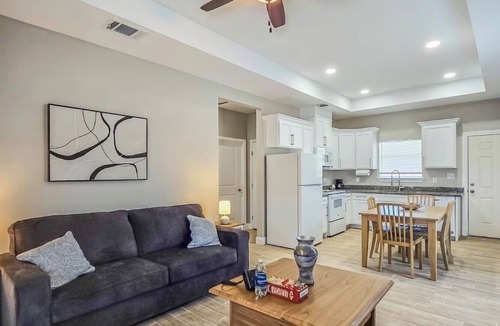 Rosita South House | Welcoming 2-bedroom house with AC in charming Eagle Pass