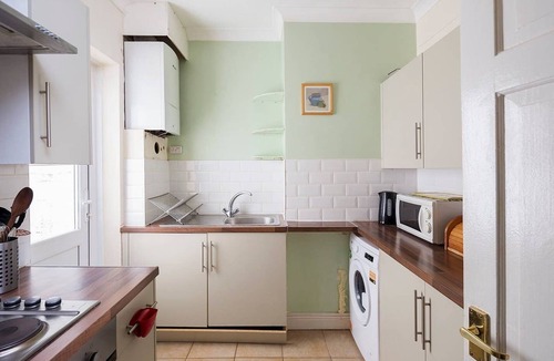 Gillingham Apartment | Welcoming Flat