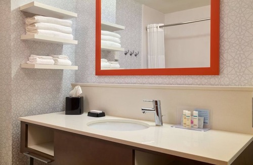Smithfield Hotel | Welcoming Smithfield Stay - Free Breakfast, Fitness Center | 3 Units
