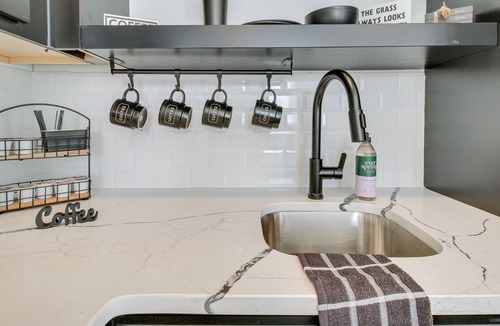 Norwood Apartment | Welcoming Studio ~ 8 Mi to Downtown Cincinnati!