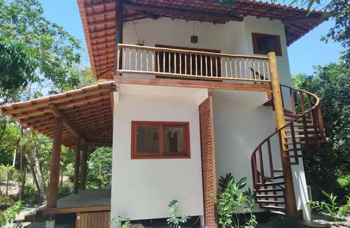 Marau Apartment | Welcoming studio with AC in beautiful Praia de Algodoes perfect for relaxing