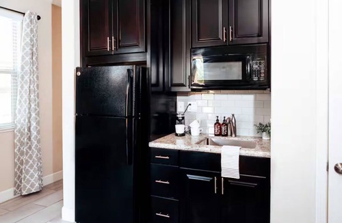 Roseville Apartment | Welcoming to The Geese Suite of Comfort & Style