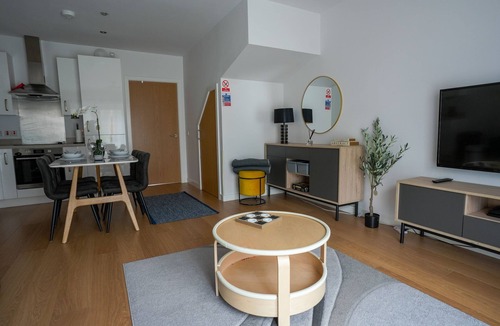 Niddrie House | Welcoming Two-Bedroom Edinburgh Home
